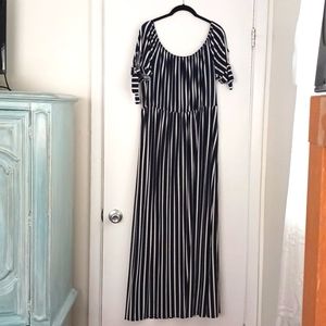 Womens Vibe Maxi Dress 2X